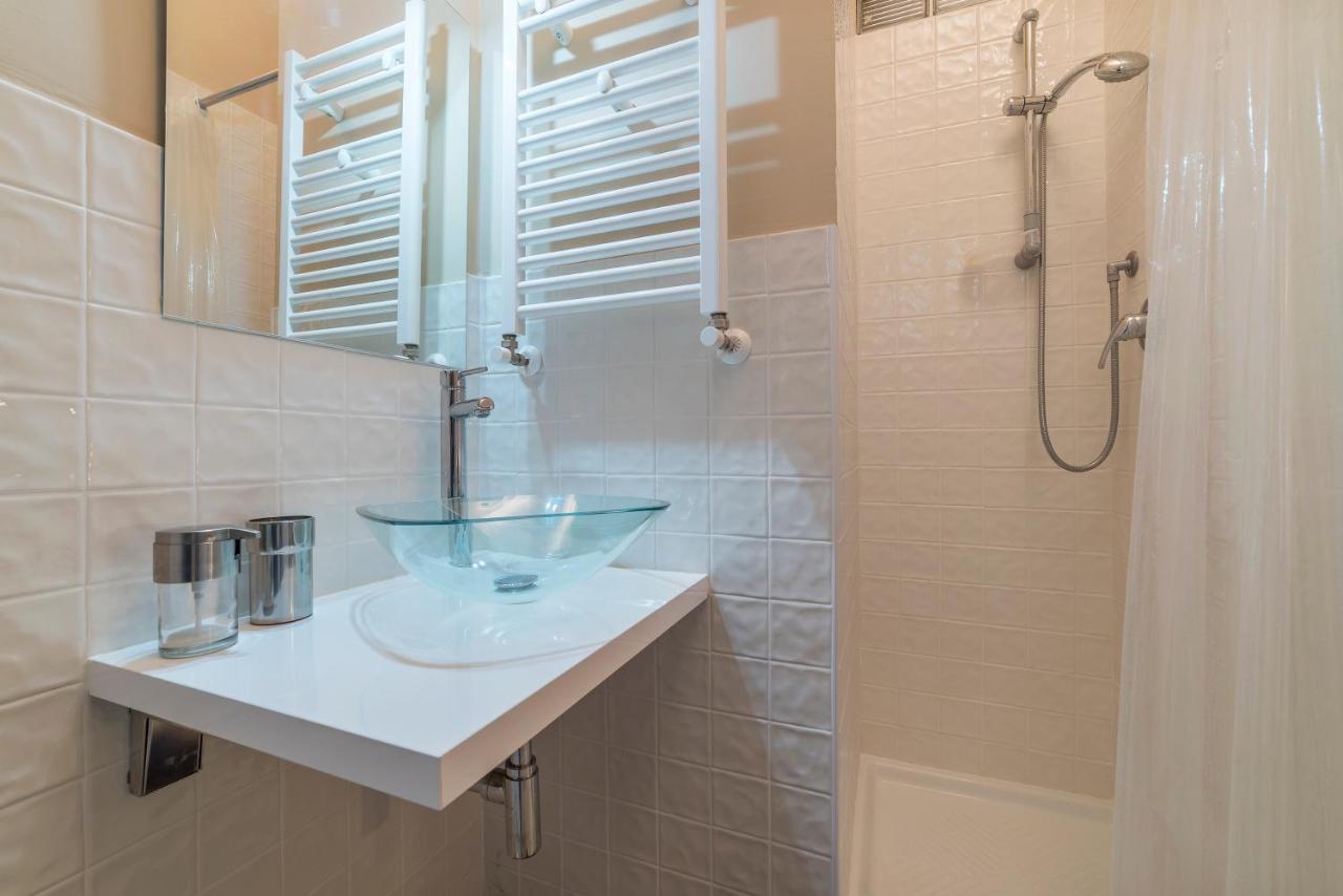 Villa Borghese Roomy Flat Рим Экстерьер фото